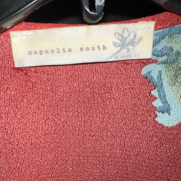 Magnolia South Floral Kimono. Size Large. - Picture 4 of 6